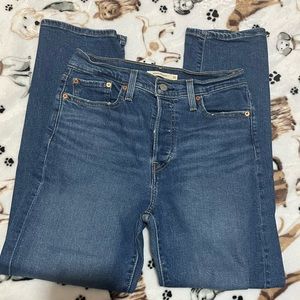 LEVIS WEDGIE JEANS
